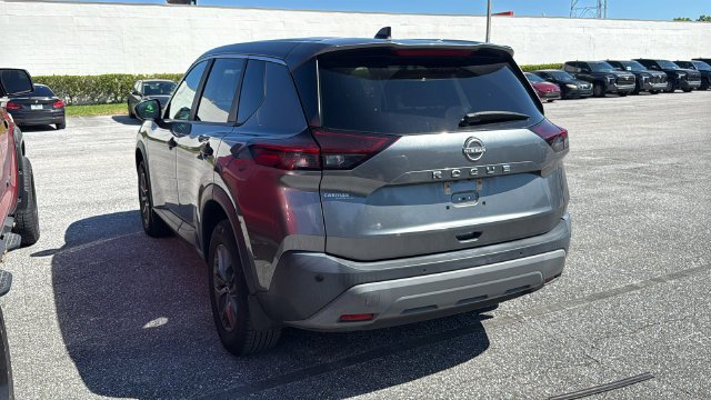 Used 2023 Gun Metallic Nissan S image 4