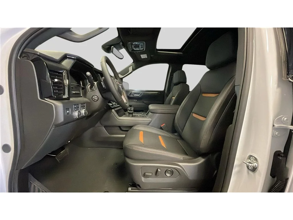 Used 2025 Summit White GMC AT4 image 11