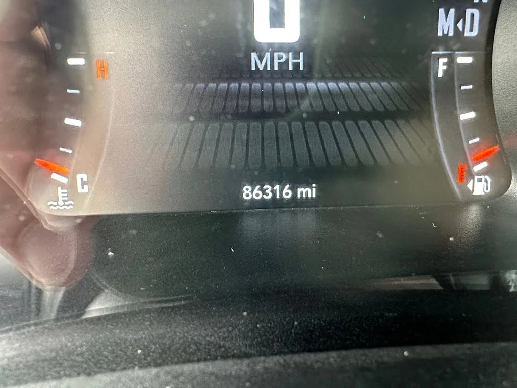 Used 2023 Gray Dodge SXT image 19