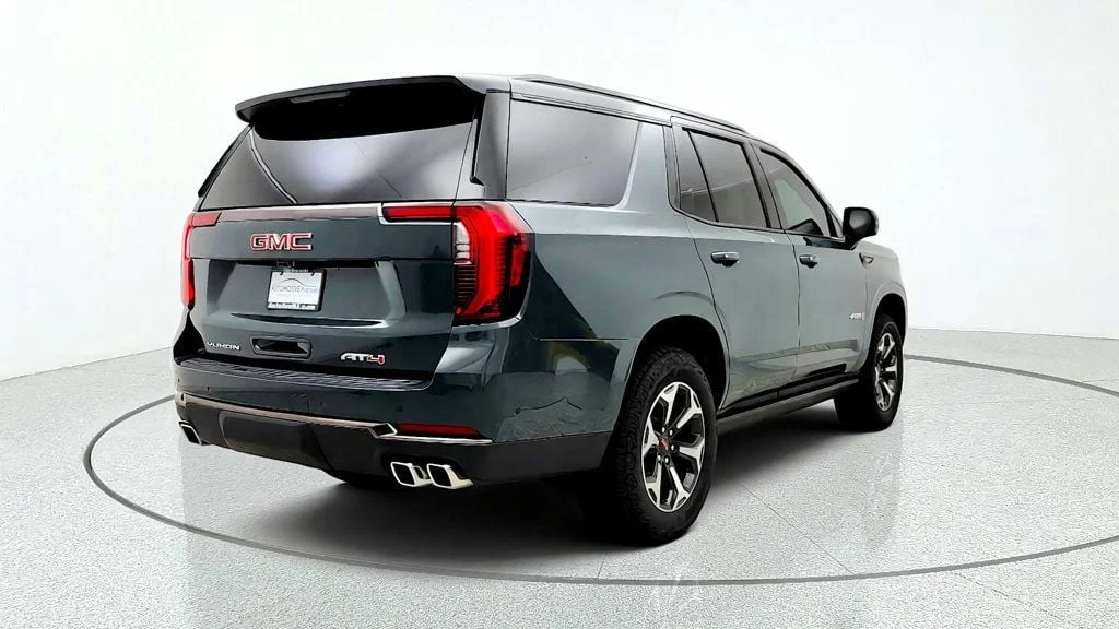 Used 2026 Midnight Pine GMC 4WD 4dr AT4 Ultimate image 5