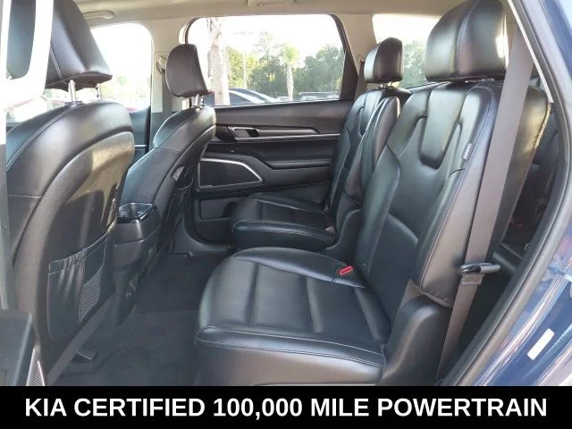 Used 2024 Black Kia S image 25