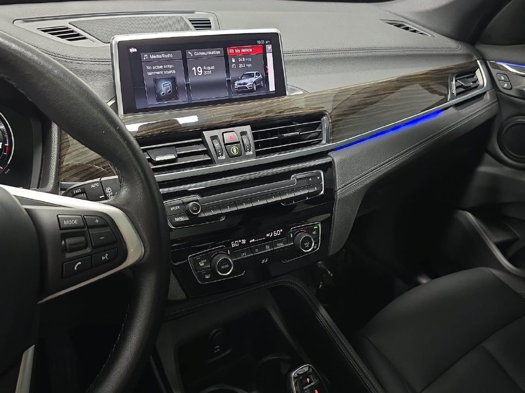 Used 2021 Jet Black BMW sDrive28i image 15