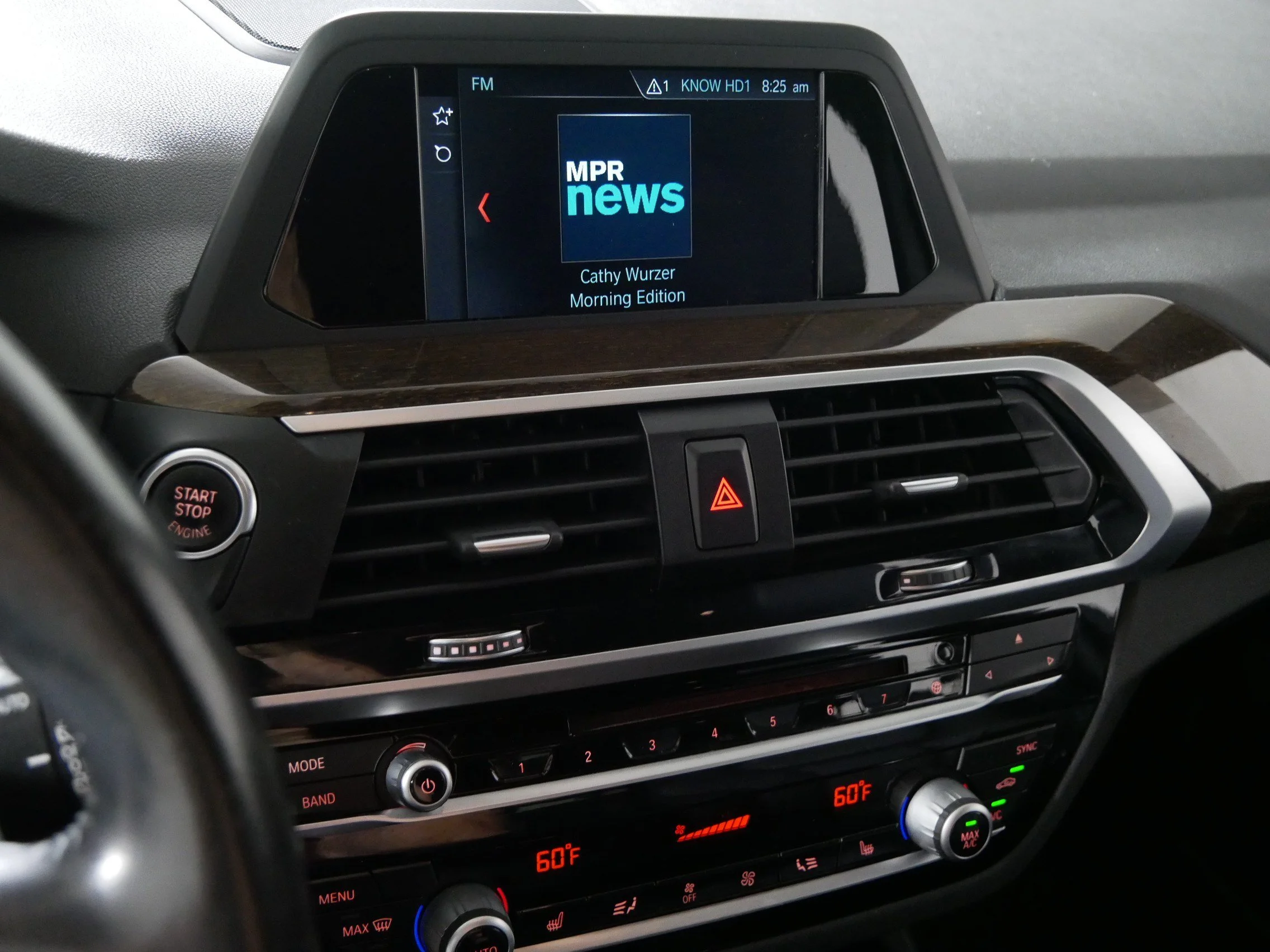 Used 2018 Alpine White BMW xDrive30i image 22