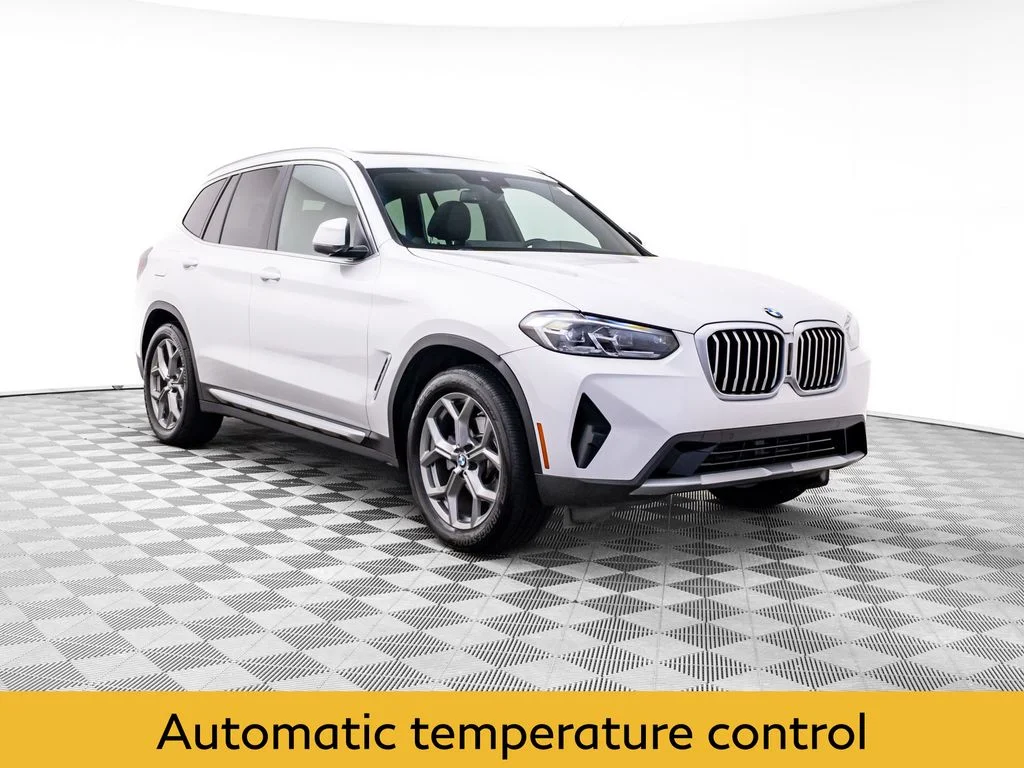 Used 2023 White BMW xDrive30i image 8