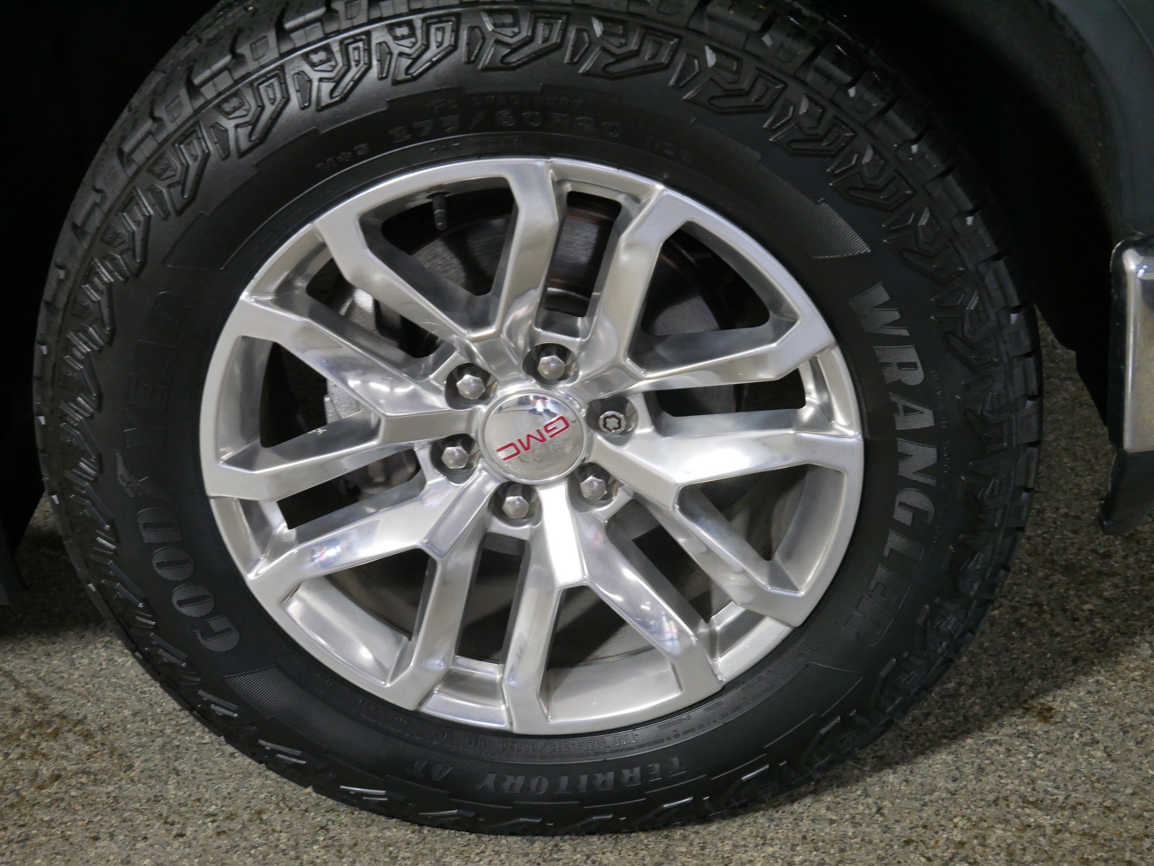 Certified Used 2019 RED QUARTZ TINTCOAT GMC SLT image 15