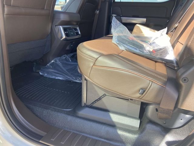 New 2026 Star White Metallic Tri-Coat Ford King Ranch image 9