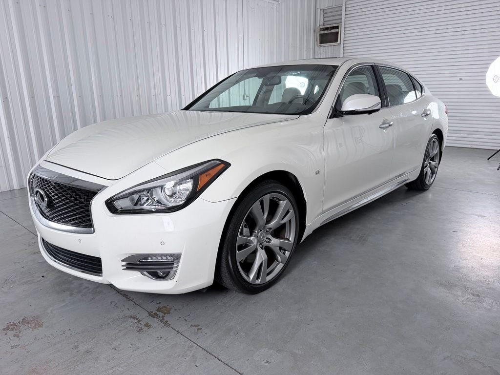 2019 INFINITI Q70L 3.7 LUXE's photo