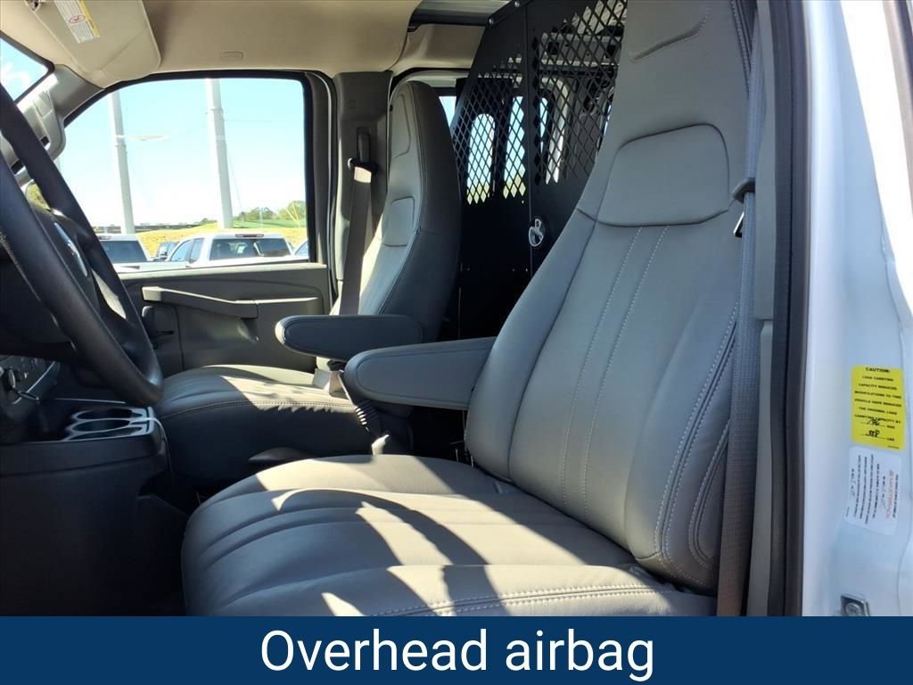 2025 Chevrolet Express Cargo Work Van - Photo 24