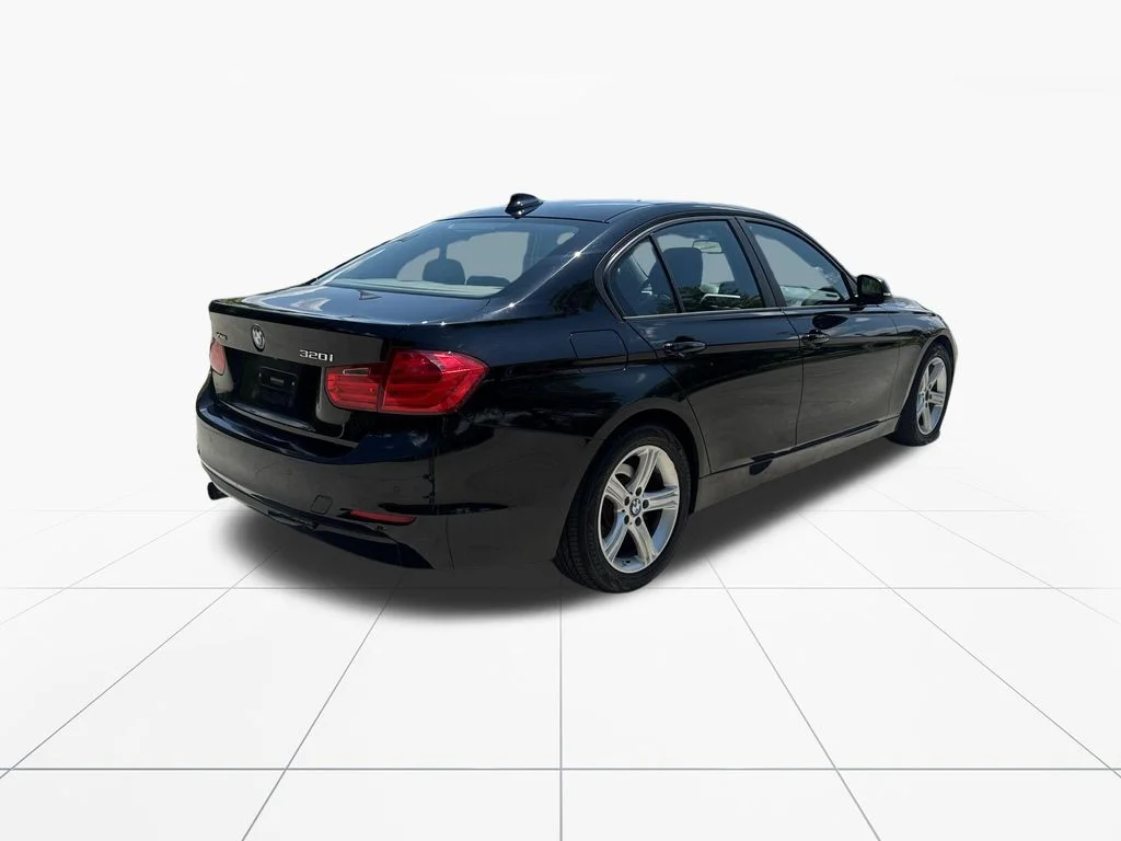 Used 2015 Jet Black BMW 320i xDrive image 8