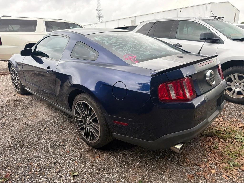 Used 2010  Ford GT Premium image 7