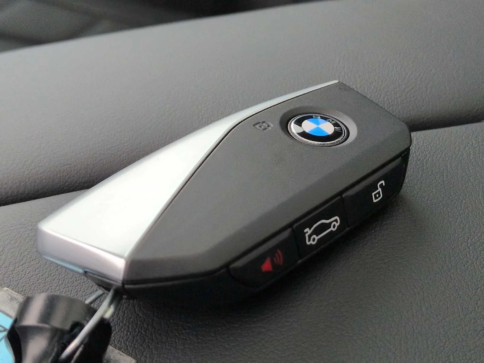 Used 2026 Black Sapphire Metallic BMW xDrive50e image 36