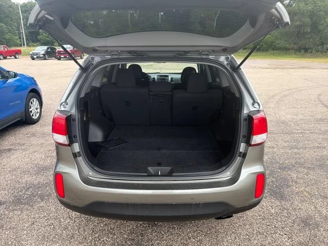 Used 2014 Gray Kia LX image 28