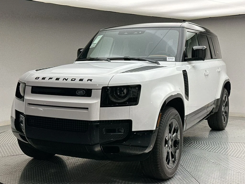 2024 Land Rover Defender 110 X-Dynamic SE P400's photo