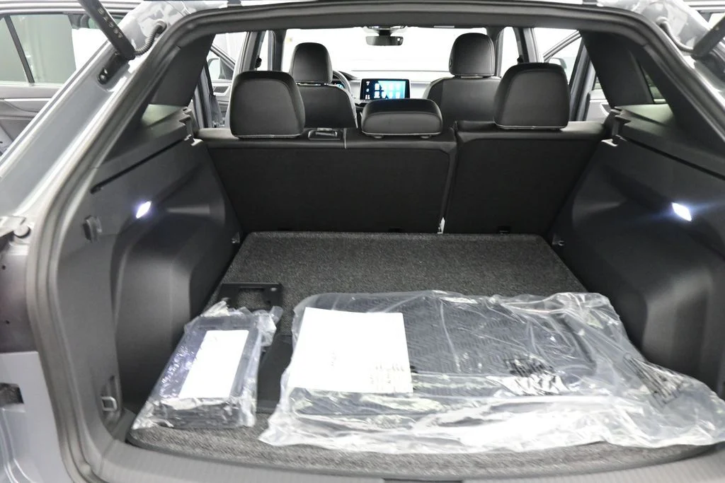 New 2026  Volkswagen 2.0T SE w/Technology image 41