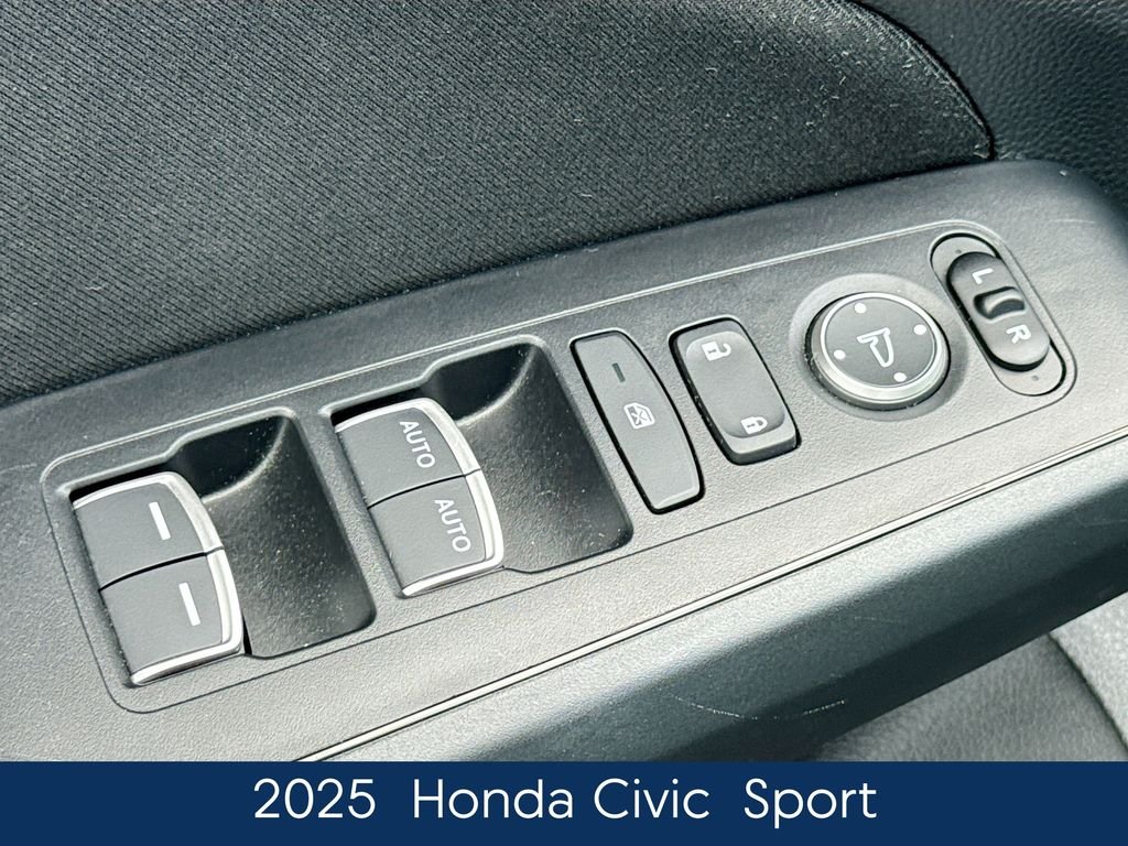 Used 2025  Honda Sport image 19