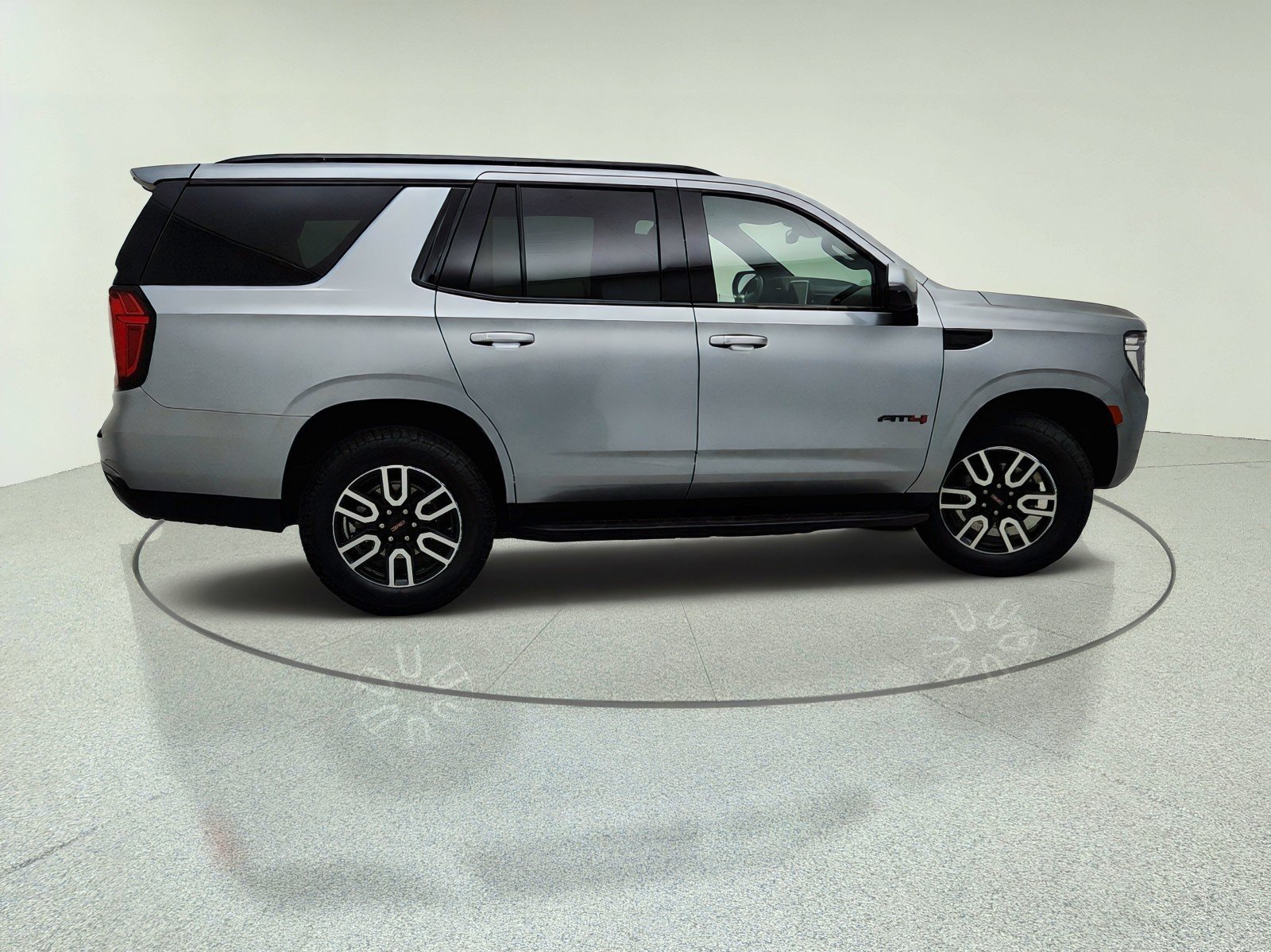 Used 2024 Sterling Metallic GMC AT4 image 7