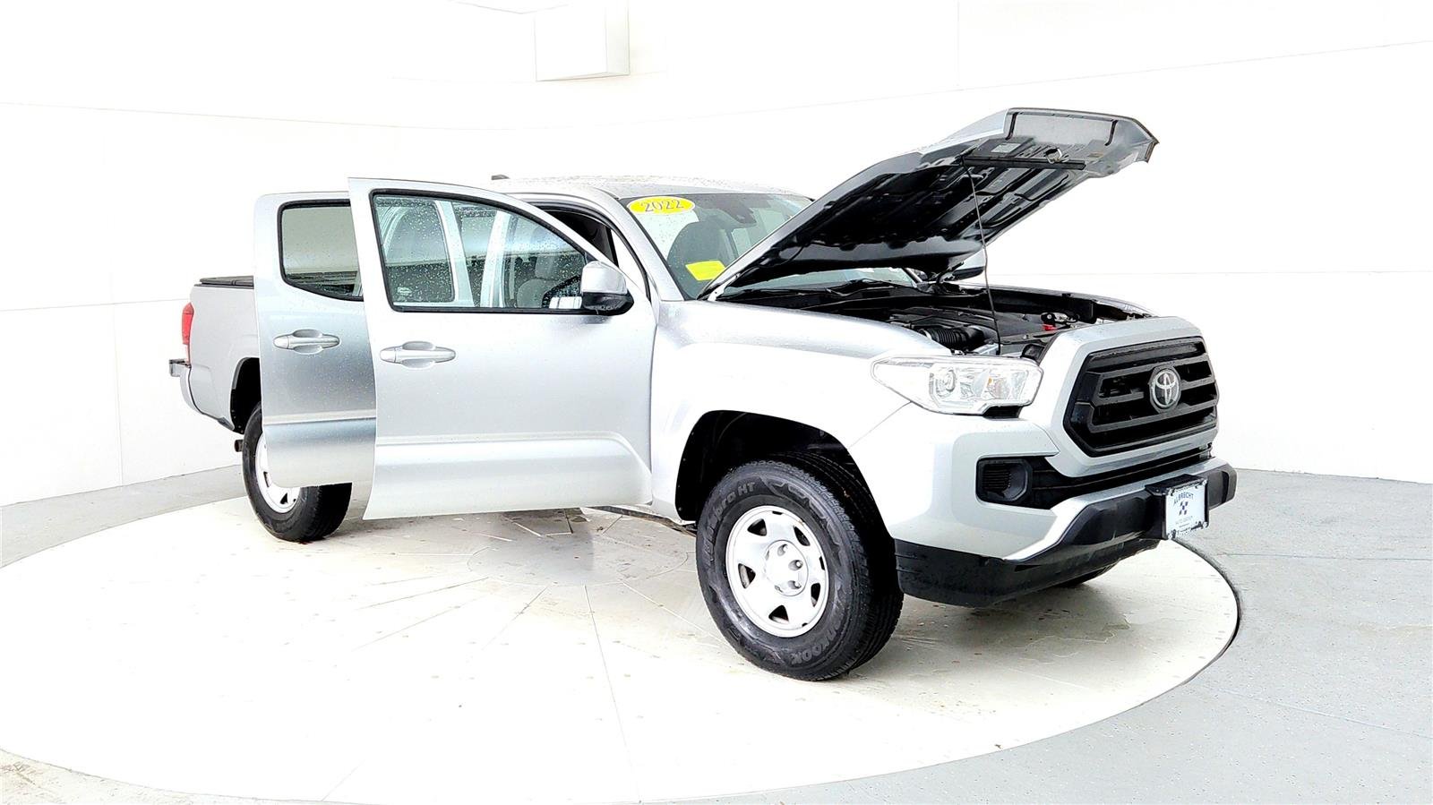 2022 Toyota Tacoma SR - Photo 12