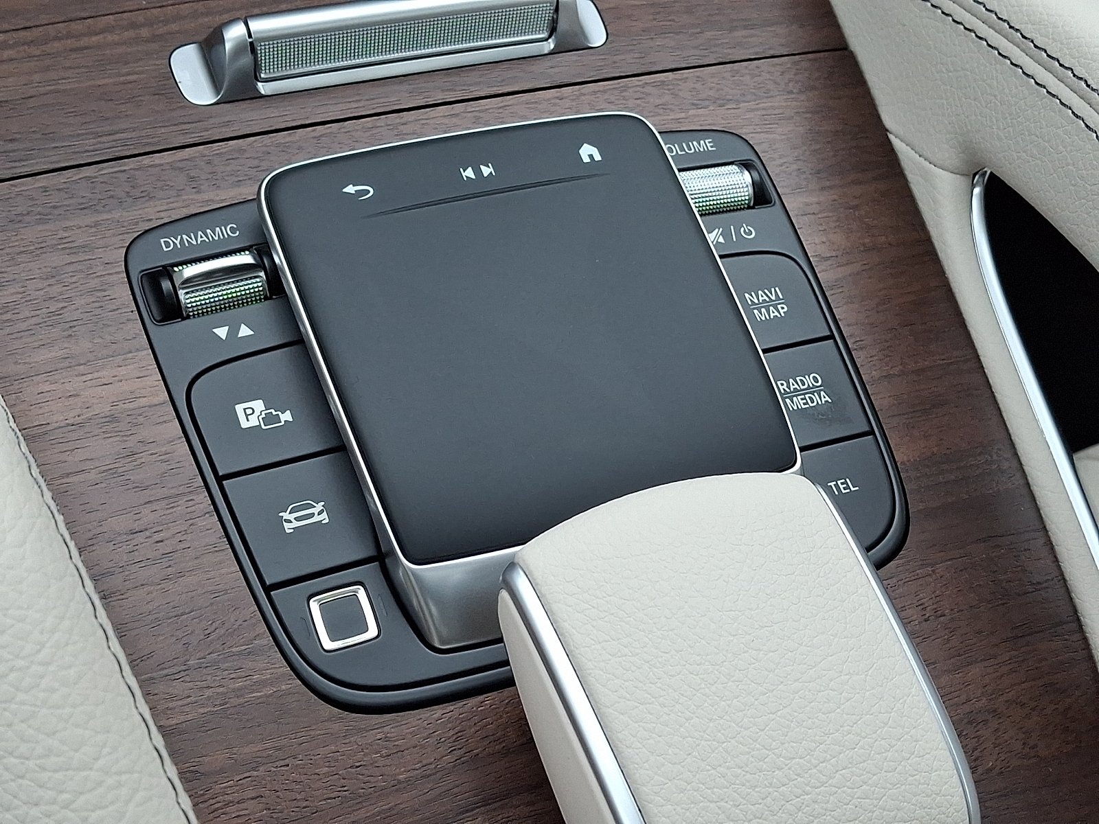 New 2026 Polar White Mercedes-Benz GLS 450 image 20