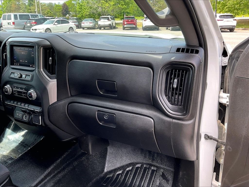 Used 2022 White GMC Pro image 13