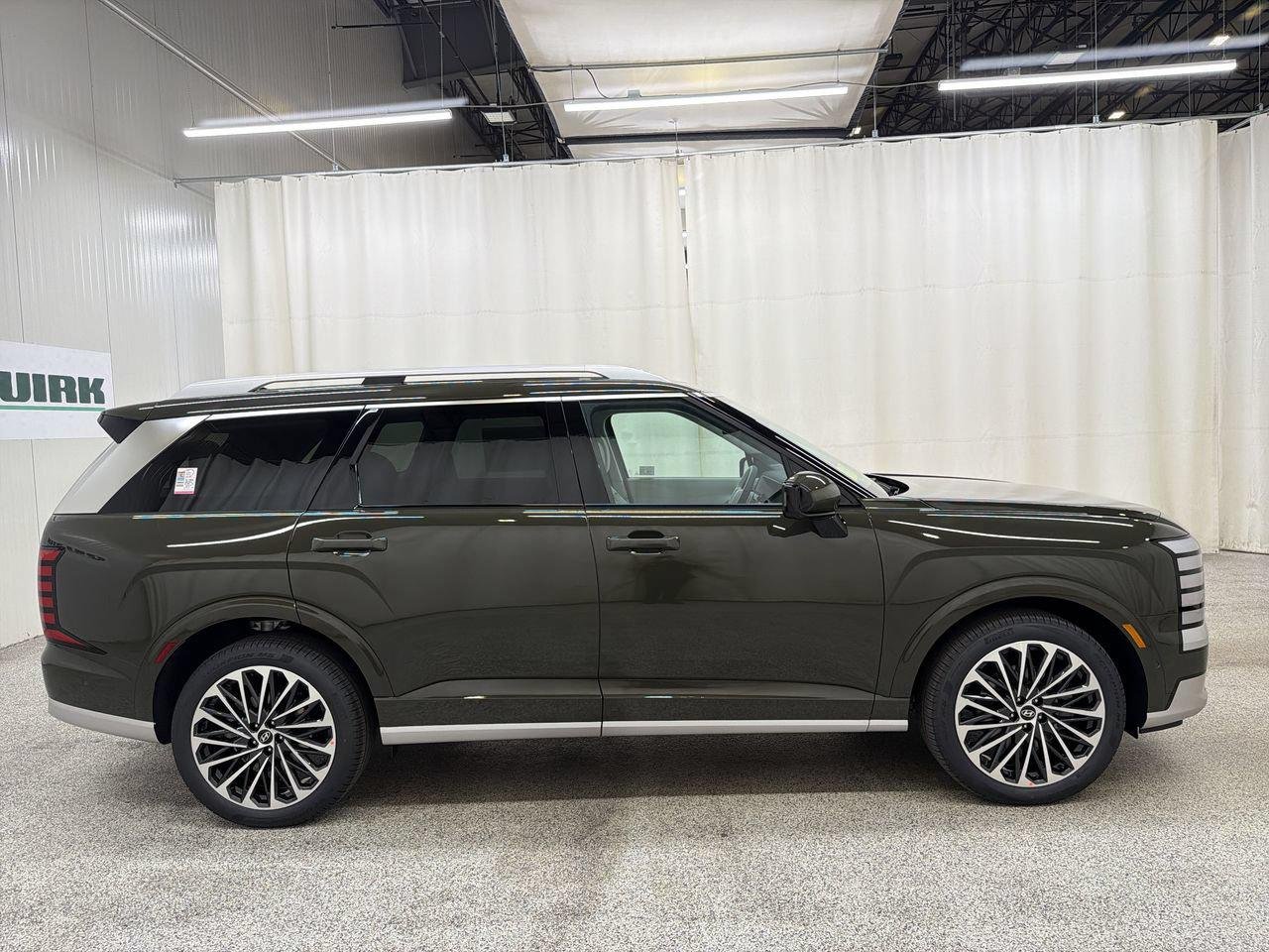 New 2027 Titan Green Pearl Hyundai Calligraphy AWD image 5