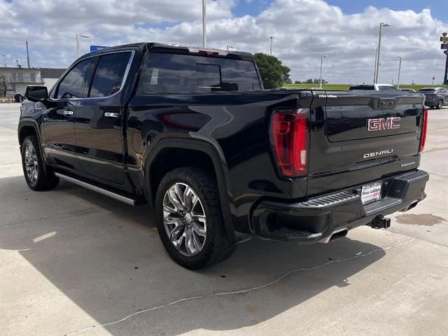 Used 2023 Onyx Black GMC Denali image 5