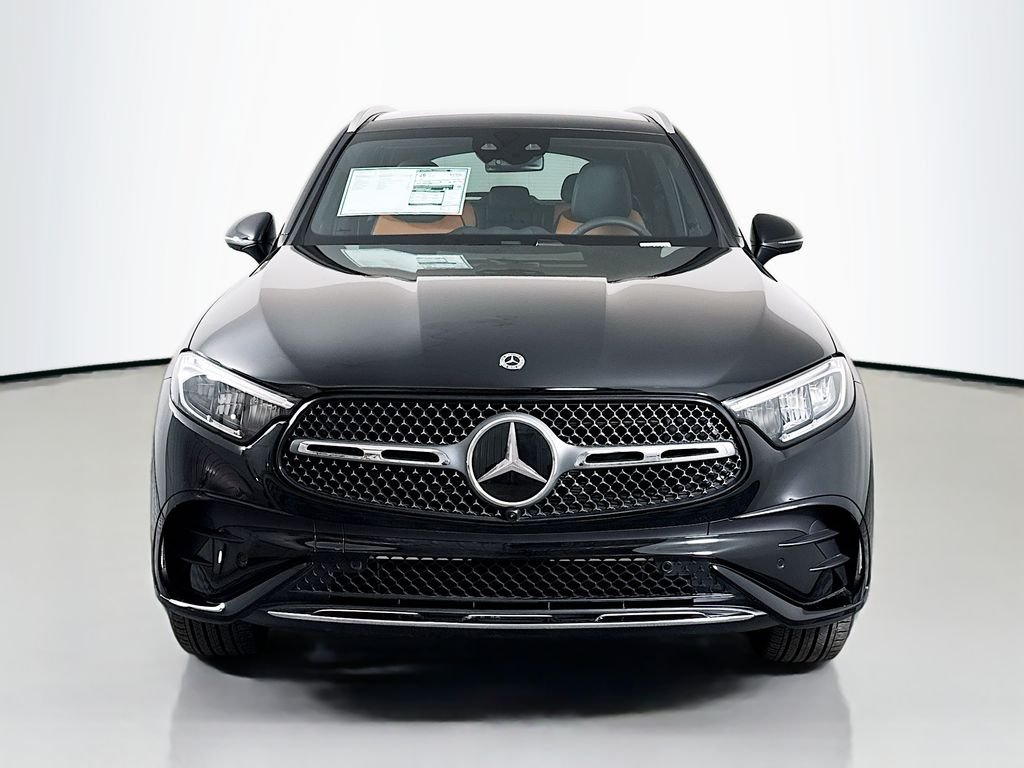New 2026 Black Mercedes-Benz GLC 300 image 2