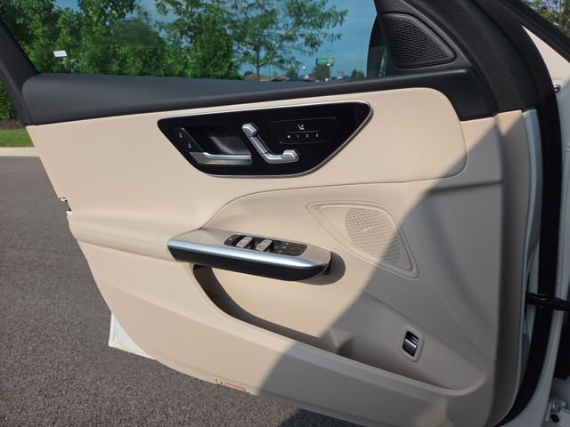 New 2026 Polar White Mercedes-Benz C300 image 19