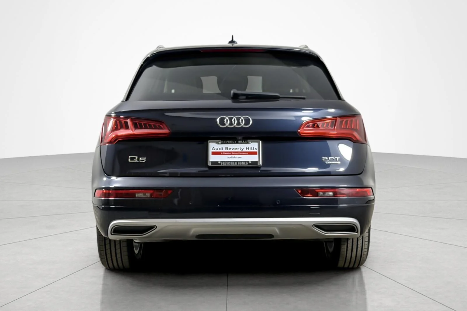 Used 2018 Moonlight Blue Metallic Audi 2.0 TFSI Premium Plus image 4