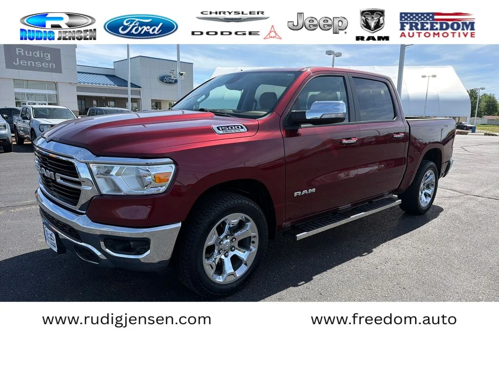 2019 RAM 1500 Big Horn/Lone Star 4x4 Crew Cab 5'7's photo