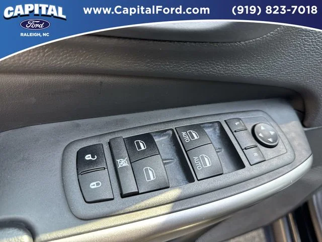 Used 2022 Black Jeep Limited image 21
