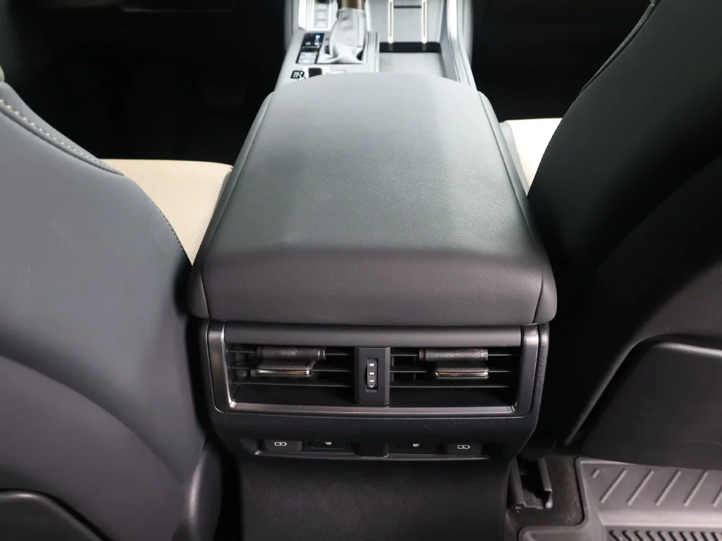 Used 2025 Silver Lexus 550 Overtrail+ image 27