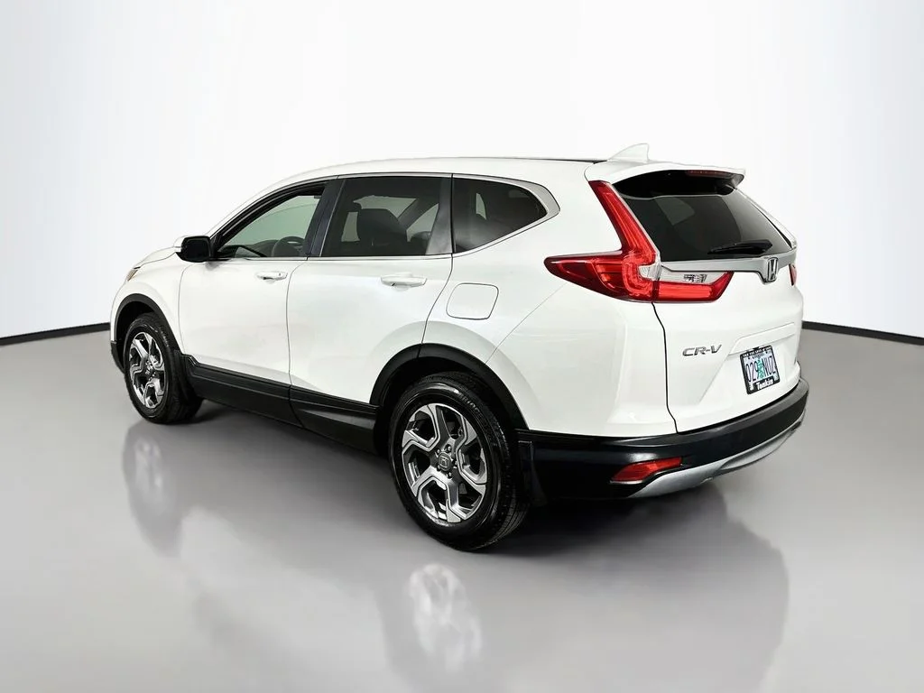 Used 2019  Honda EX image 6
