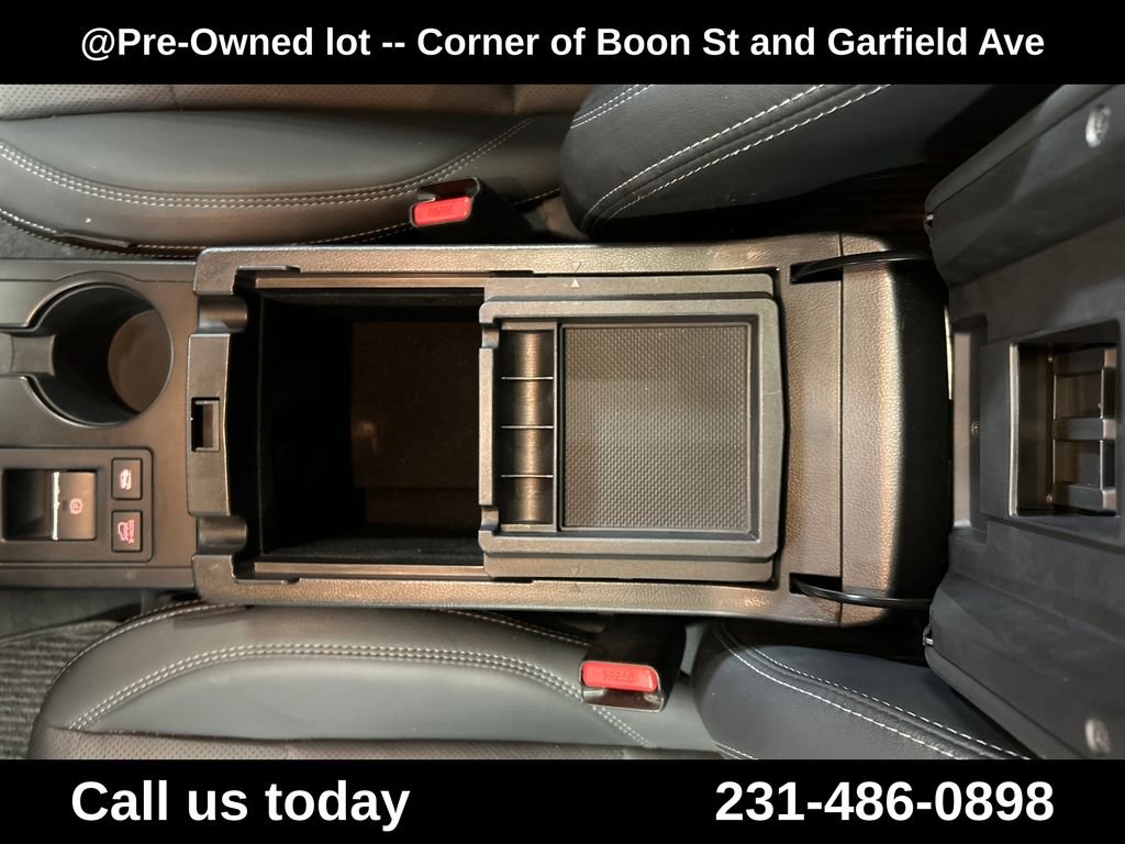 Used 2019 Silver Subaru 2.5i image 22