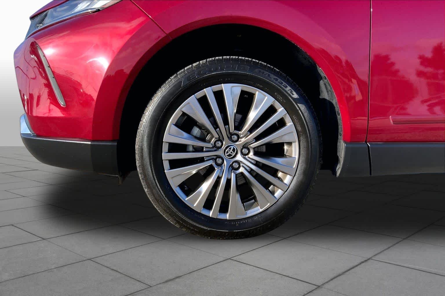 Used 2024 Ruby Flare Pearl Toyota XLE image 11