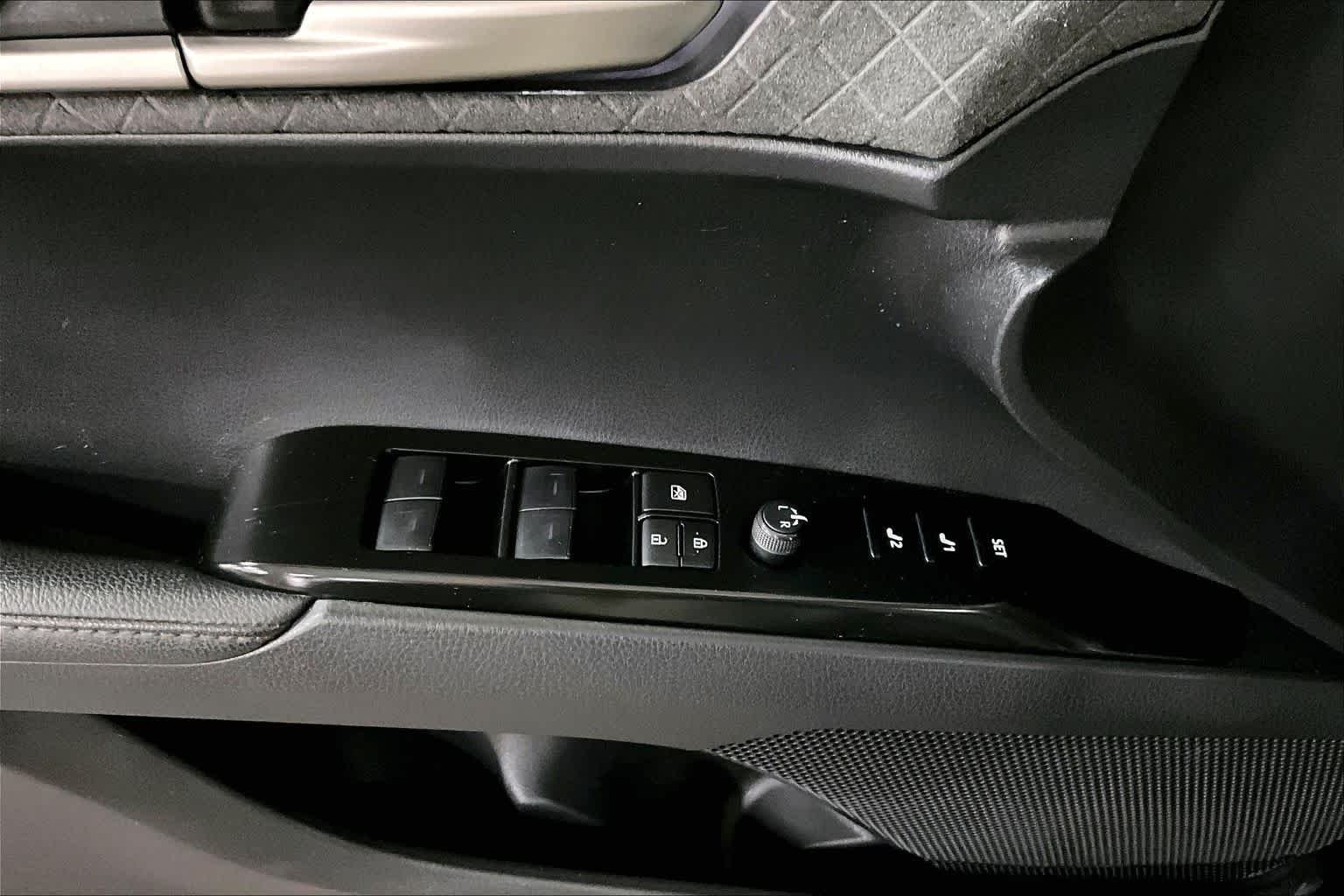 Used 2025 Midnight Black Metallic Toyota XLE image 34