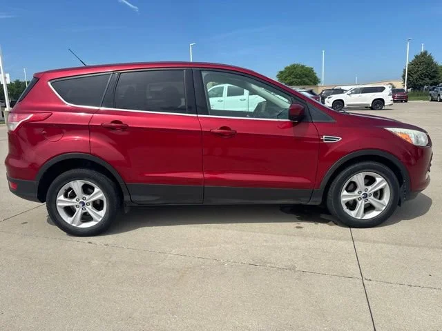 Used 2014 Red Ford SE image 35