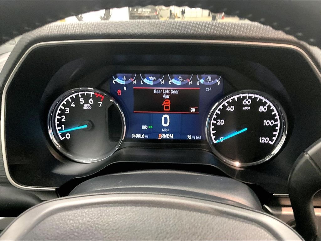 Used 2022 Black Metallic Ford XLT image 25