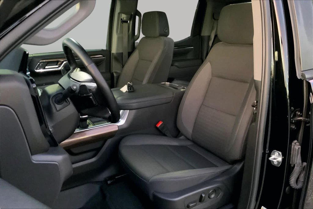 Used 2025 Black Chevrolet LT Trail Boss image 12