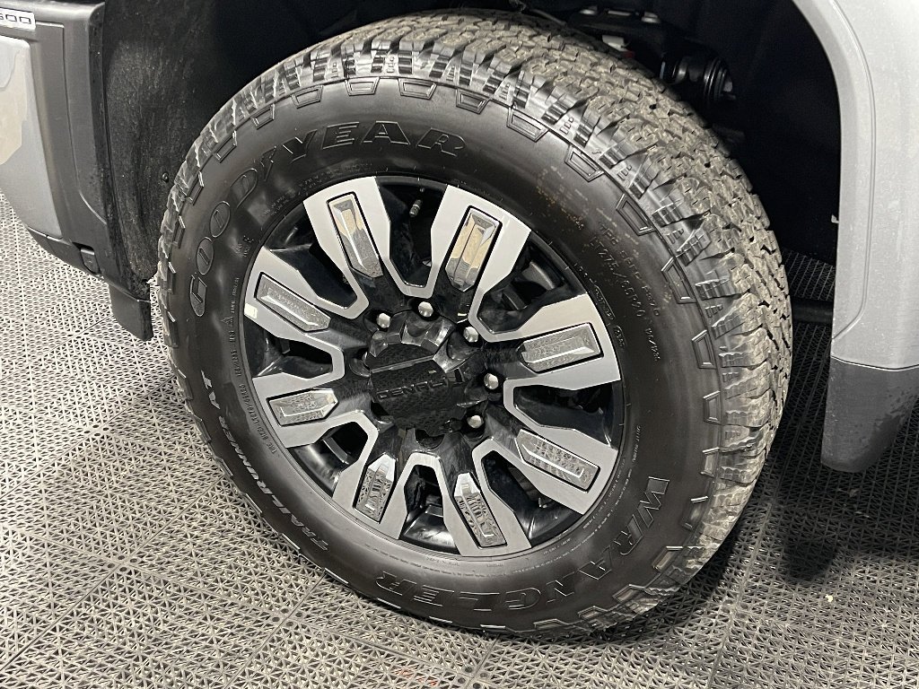 2025 GMC Sierra 2500HD Denali - Photo 15