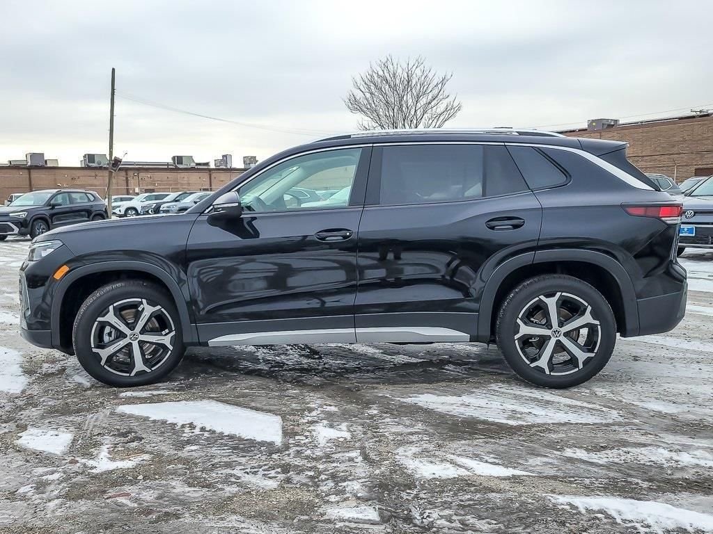 New 2026 Deep Black Pearl Volkswagen 2.0T SE image 3