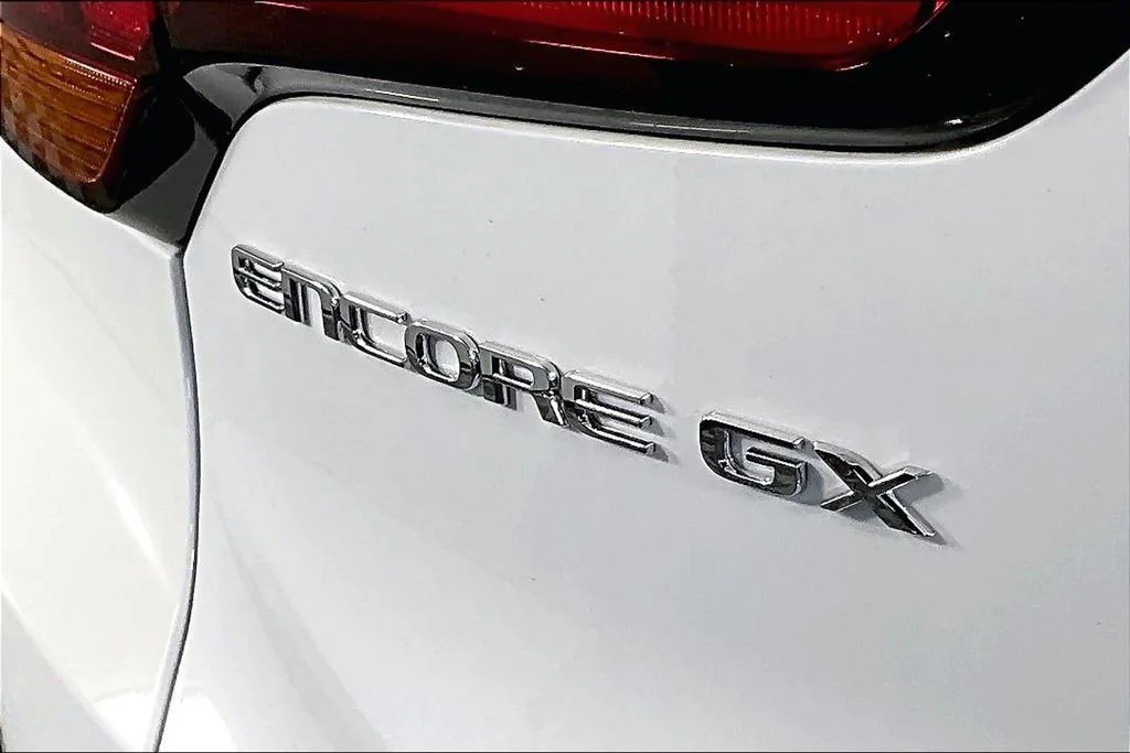 New 2026 Summit White Buick Preferred image 9