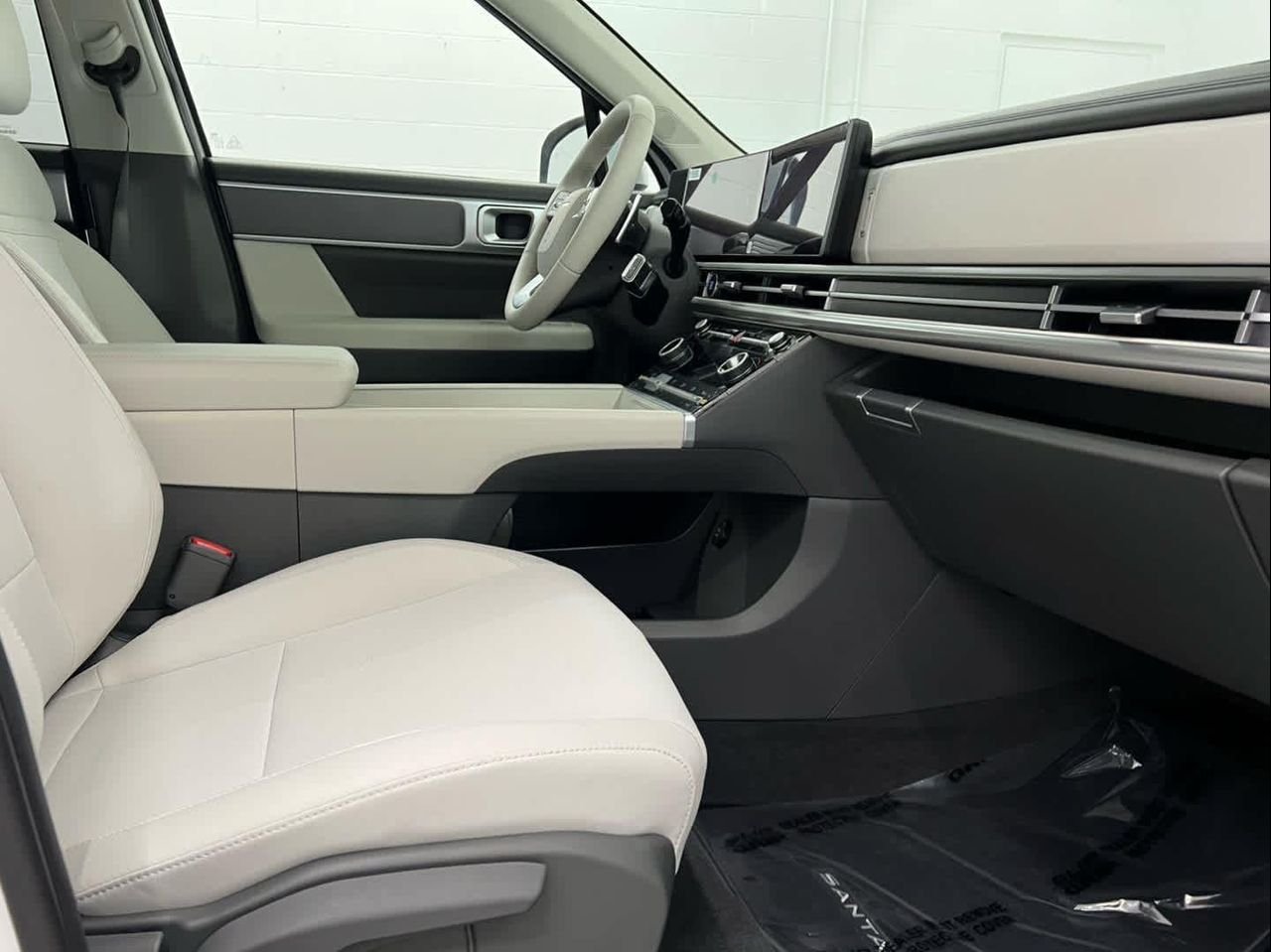New 2026 Serenity White Hyundai SE image 25