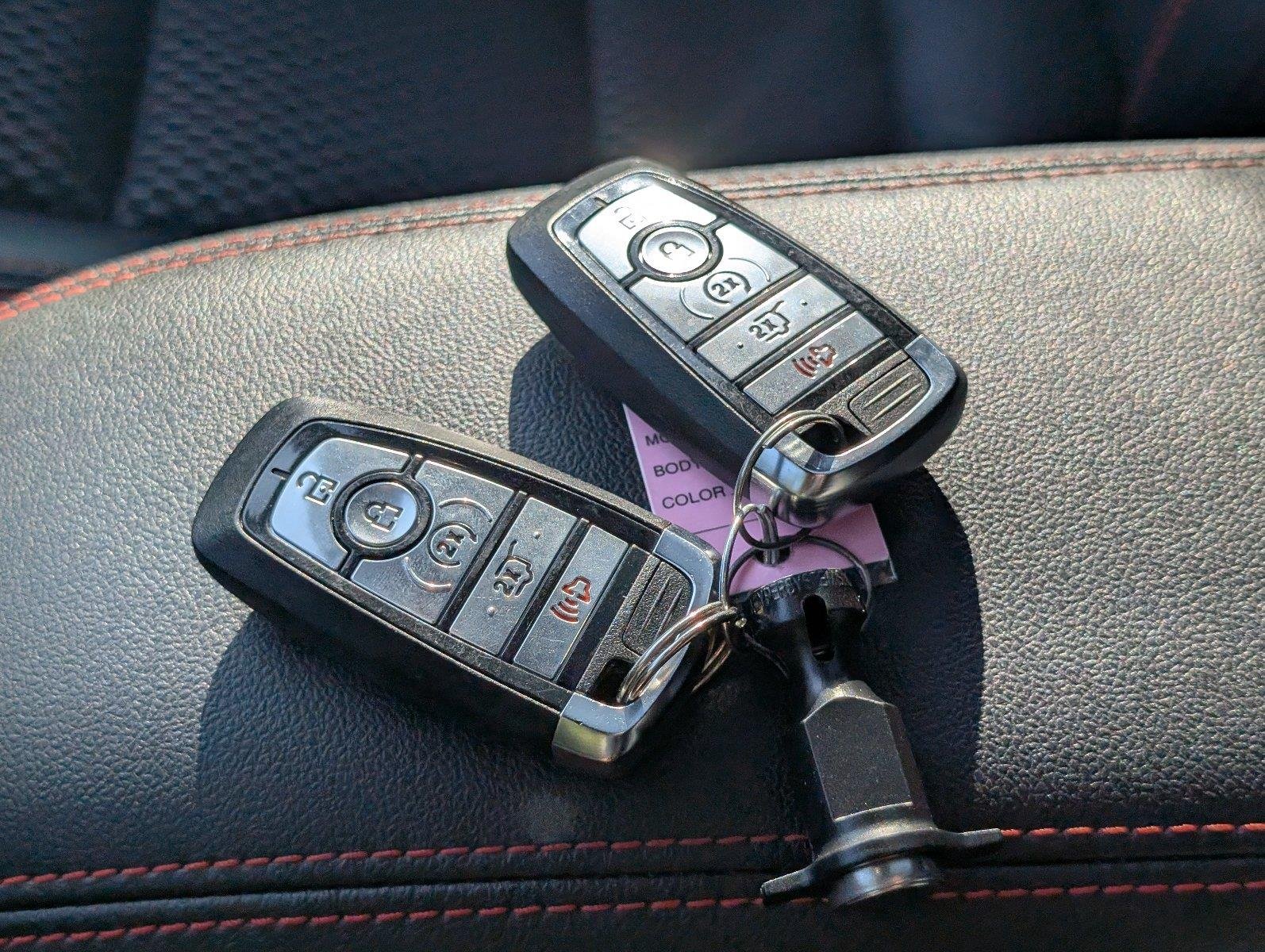 Used 2024 Vapor Blue Ford ST-Line image 15