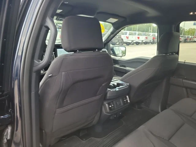 Used 2024 Blue Ford XLT image 12