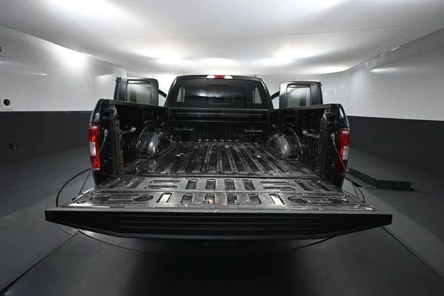 Used 2019 Black Ford XLT image 36