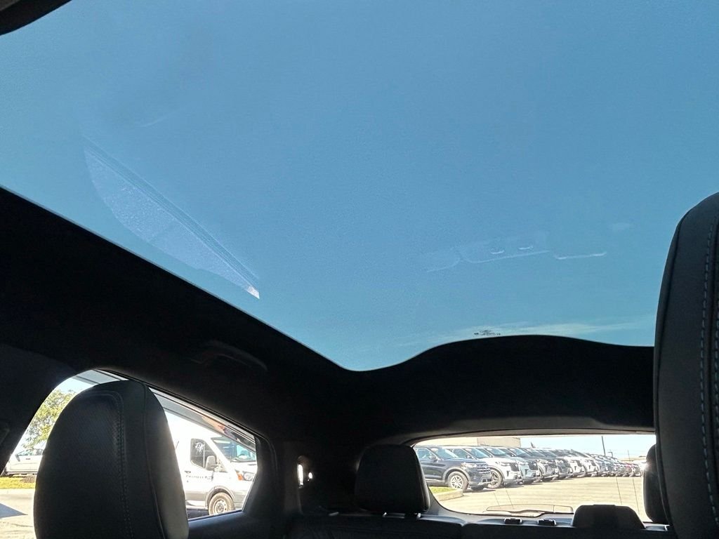 Used 2021 Blue Ford Premium image 30