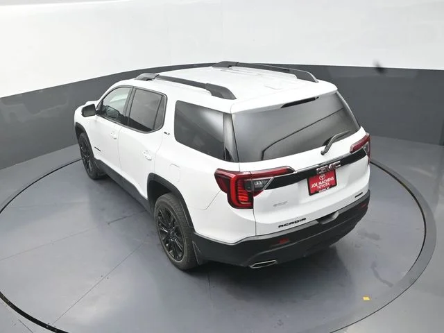Used 2023 White GMC SLT image 26