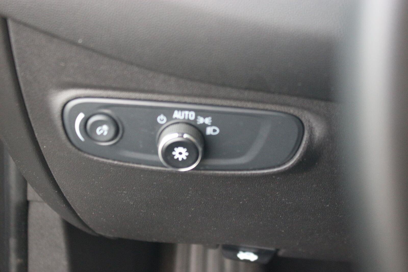 Used 2024 Mosaic Black Metallic Chevrolet LT image 25