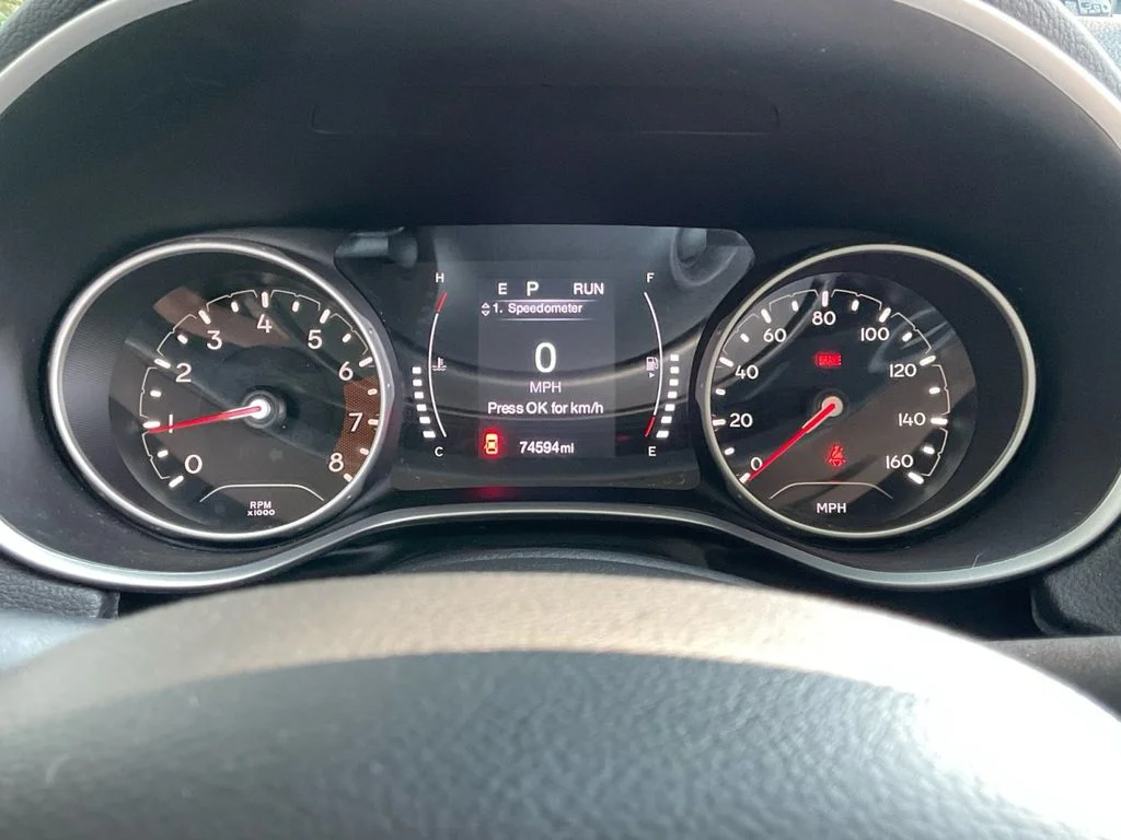 Used 2021 Black Jeep Latitude image 19