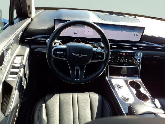 Used 2025 Silver Genesis 2.5T Standard AWD image 5